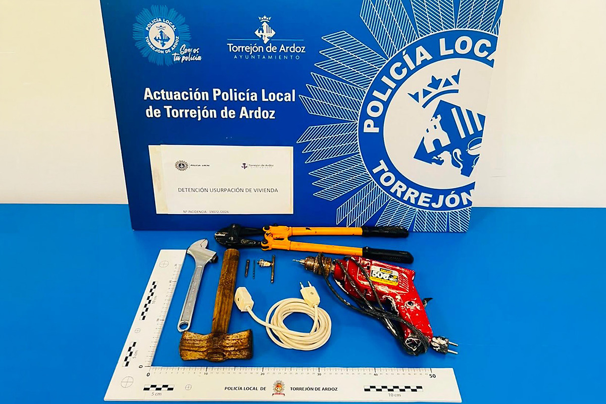 Torrejón de Ardoz: La Policía Local detiene a dos personas y evita la ocupación ilegal de 4 viviendas